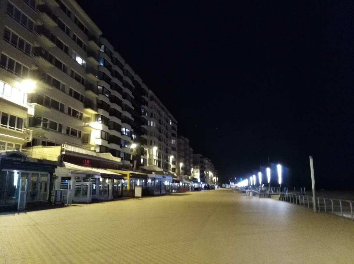 Apartamento Studio Center Of W/parking & South Terrace Ostende